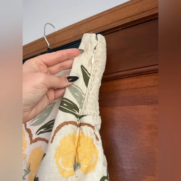 The A&F Scarlett Strapless Linen-Blend Skort - Picture 6 of 9